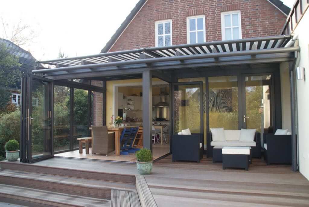 Solarlux-Wintergarten-AkzentPlus_Seitlicher Dachüberstand-von Sonne Rundum in Hamburg