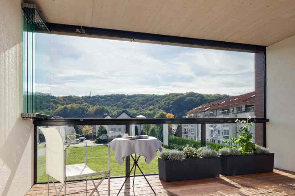 Balkonverglasung-Solarlux-2-von Sonne Rundum in Hamburg