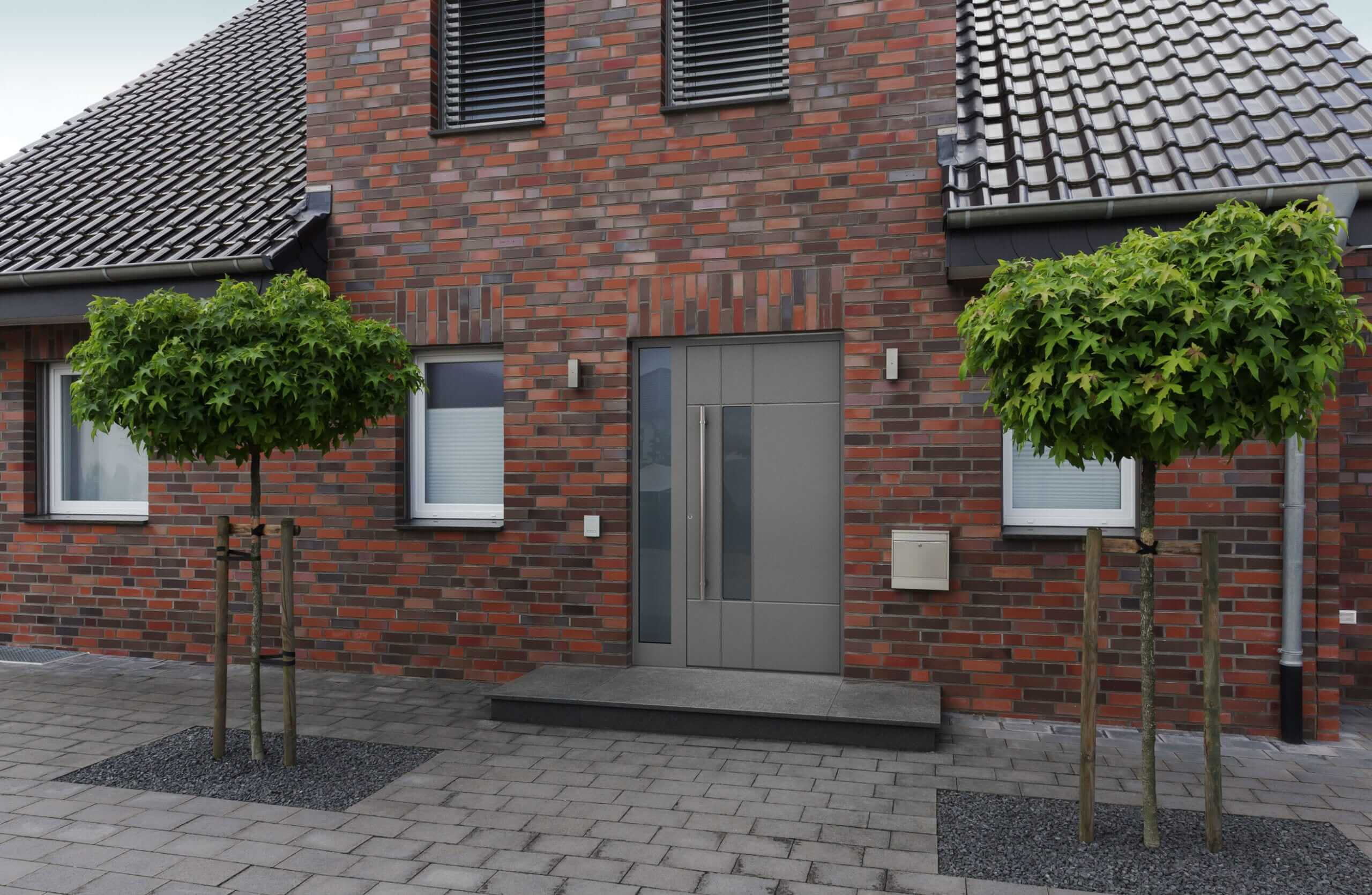 Galeriebild moderne Haustüren für den Eingangsbereich in Hamburg von Sonne Rundum