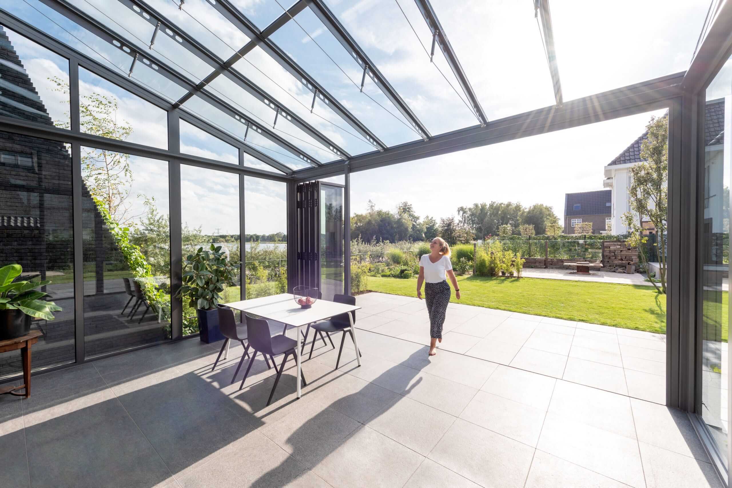 Warmwintergarten Solarlux 6x4,5 m SDL Akzenz Vision von Sonne Rundum in Hamburg